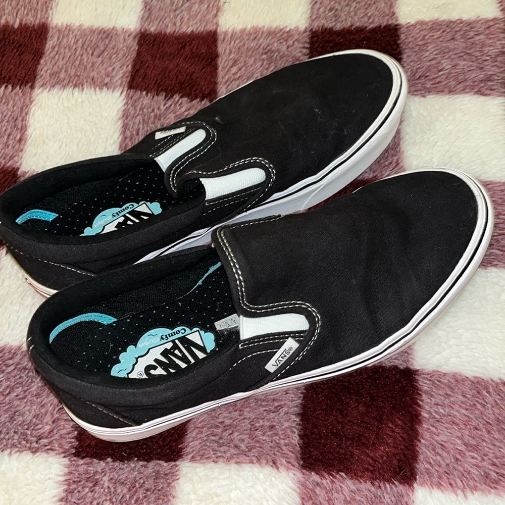 VANS Off the Wall COMFY CUSH Slip-In Sneakers